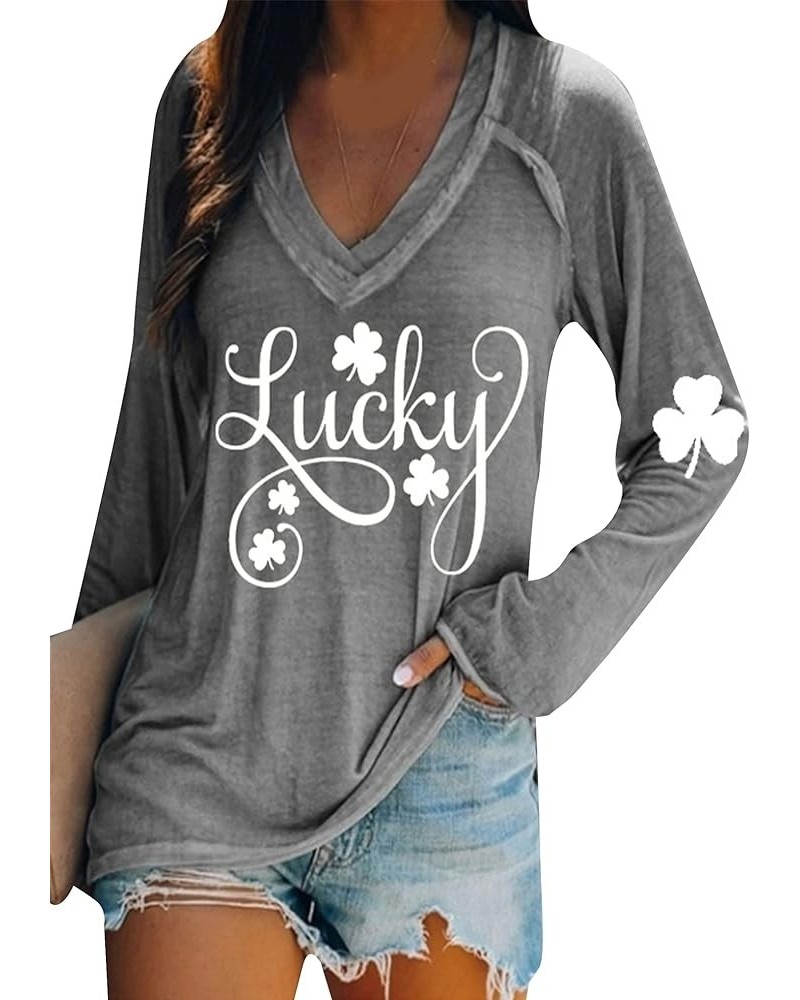 Women St Patricks Day Sweatshirts Loose Long Sleeve Shirts Green Shamrock Print Blouse Flowy Color Block Pullover Tops Letter...